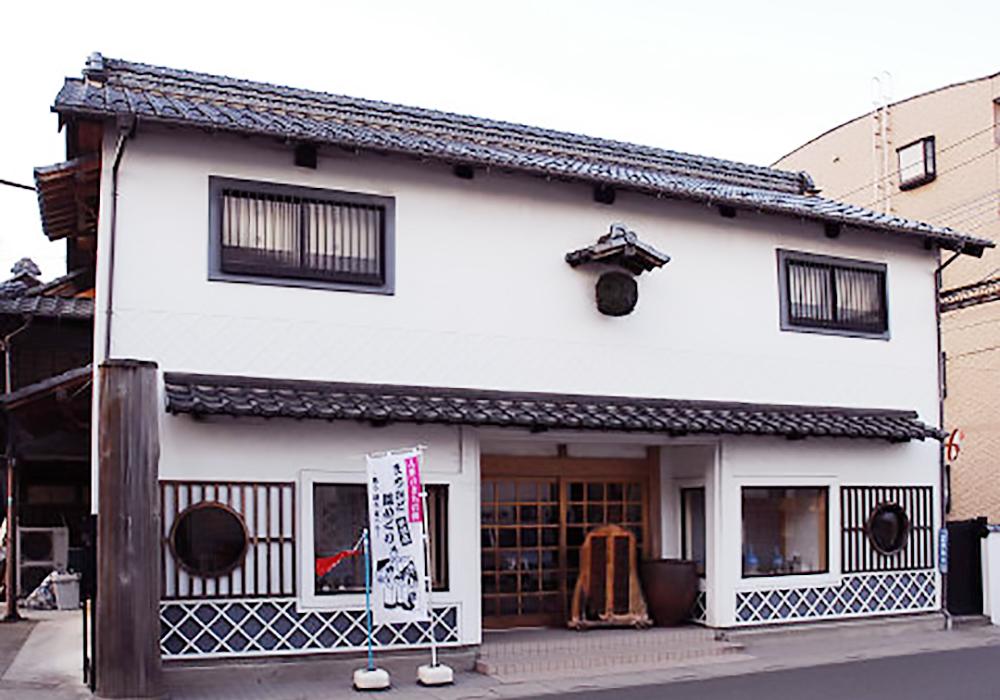 Suzuki Shuzou gallery image 5