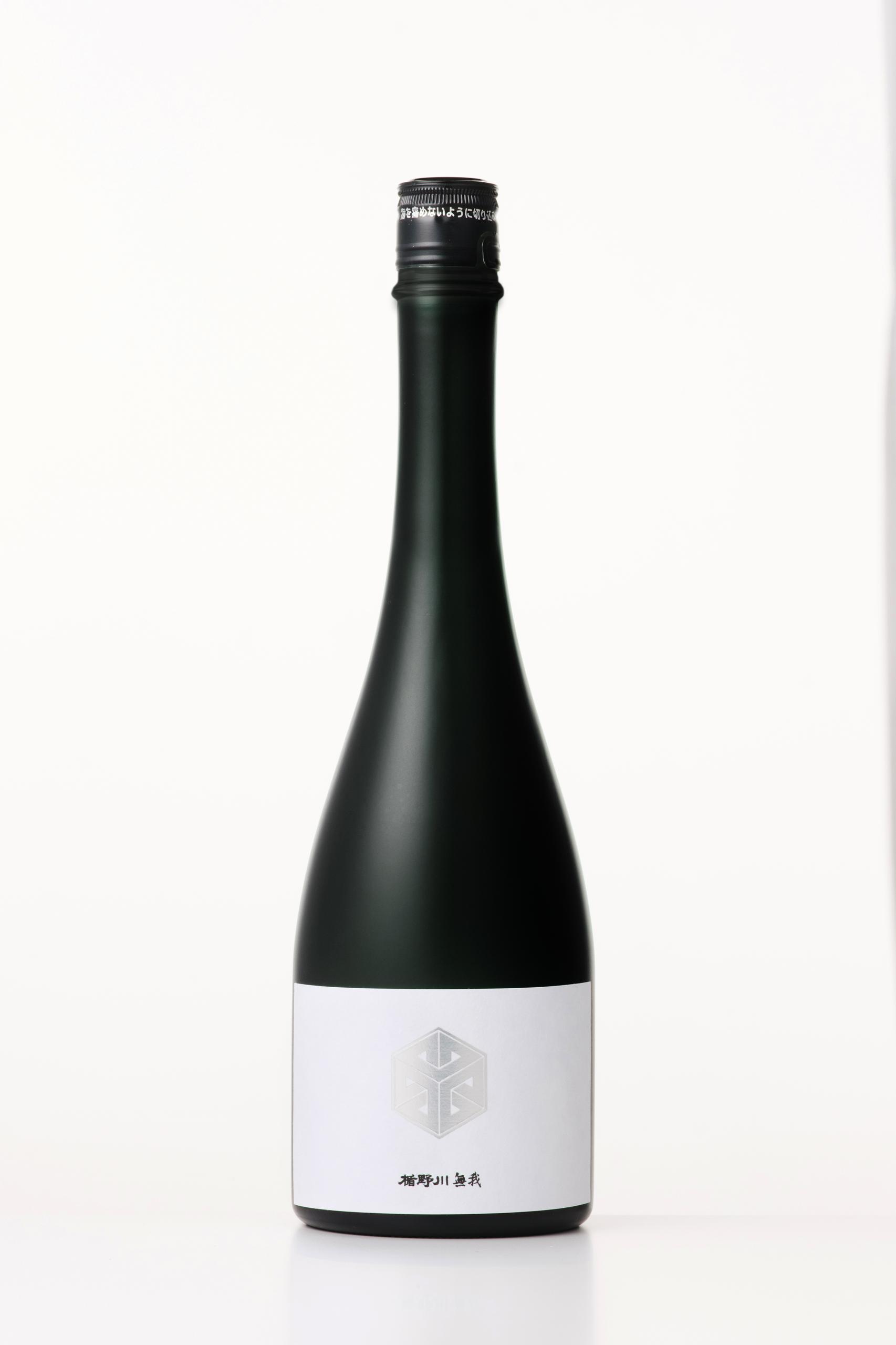 楯野川無我 ブラックボトル 純米大吟醸 sake