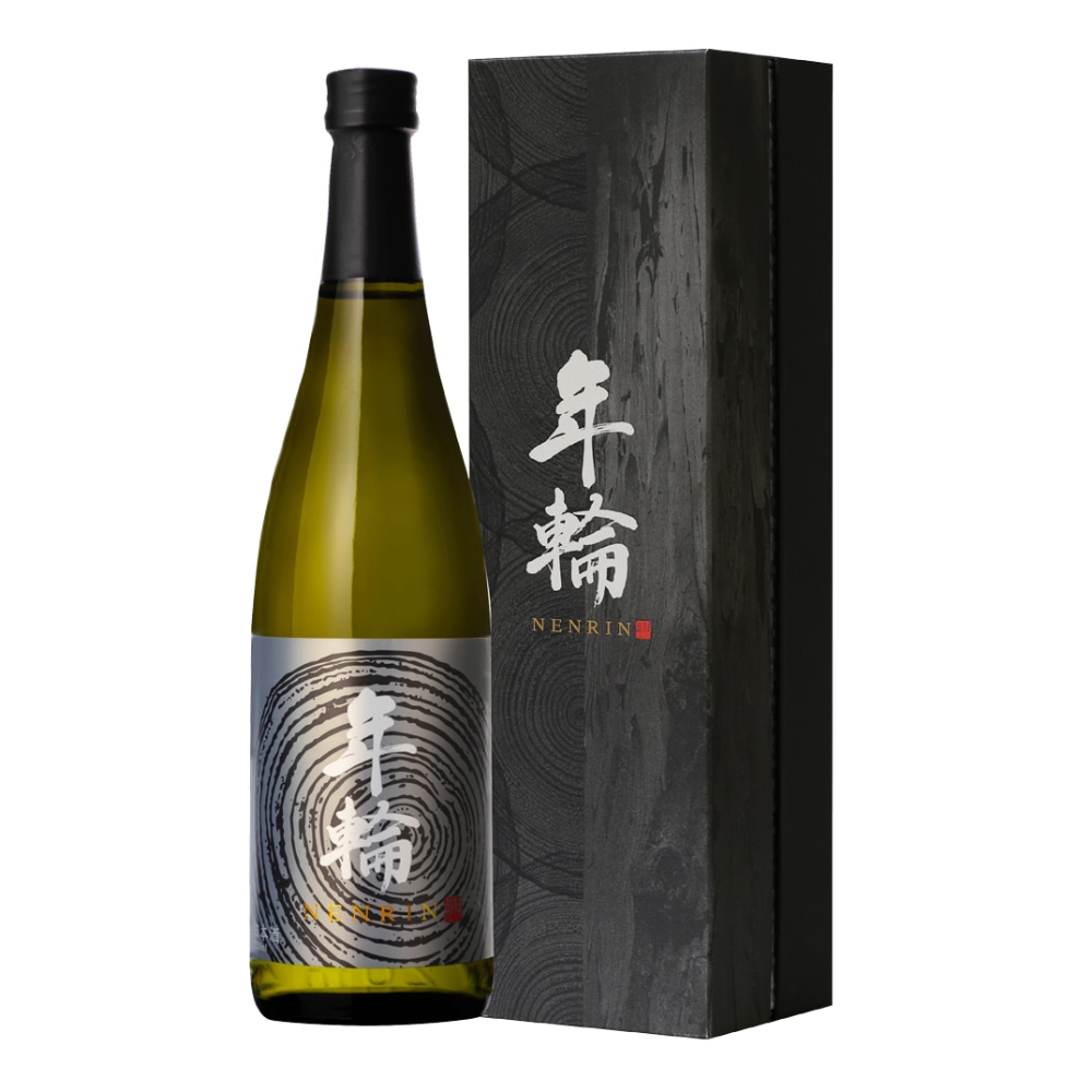 年輪 純米大吟醸 sake
