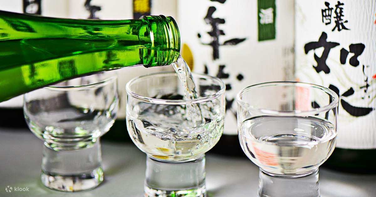 博多百年蔵 しぼりたて純米酒 sake