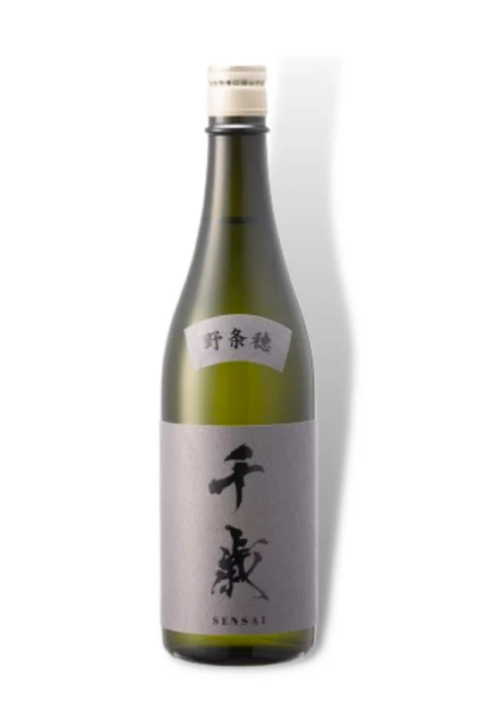 Chikumanishiki Junmai Ginjo sake