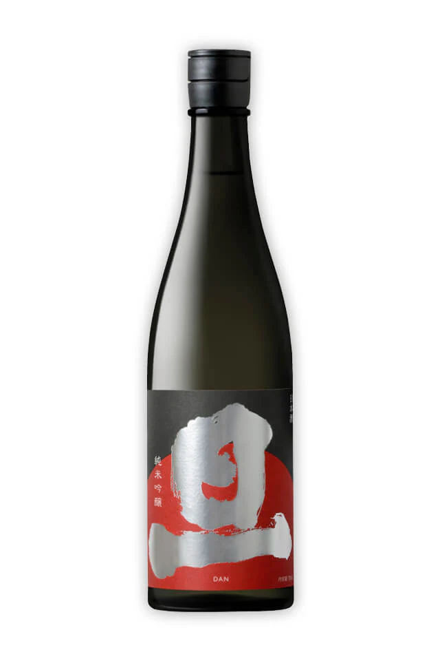 Denshu Junmai Ginjo sake