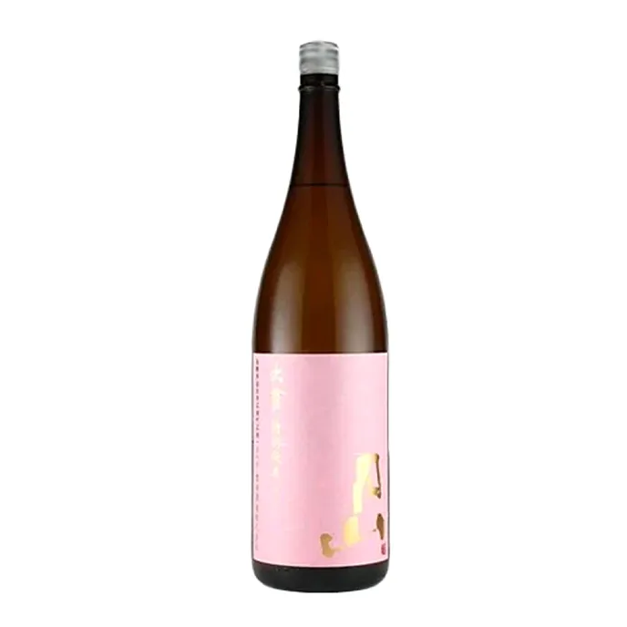 Gassan Junmai Ginjo sake